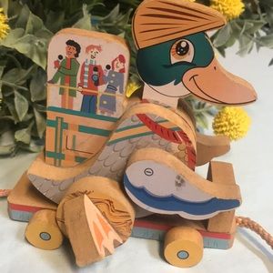 Wooden pull toy